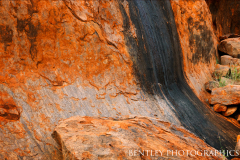 ayers-rock3-water-erosion
